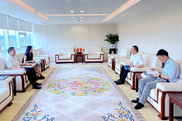 中小擔(dān)保與進(jìn)出口銀行廣西分行、郵儲(chǔ)銀行廣西區(qū)分行洽談業(yè)務(wù)合作